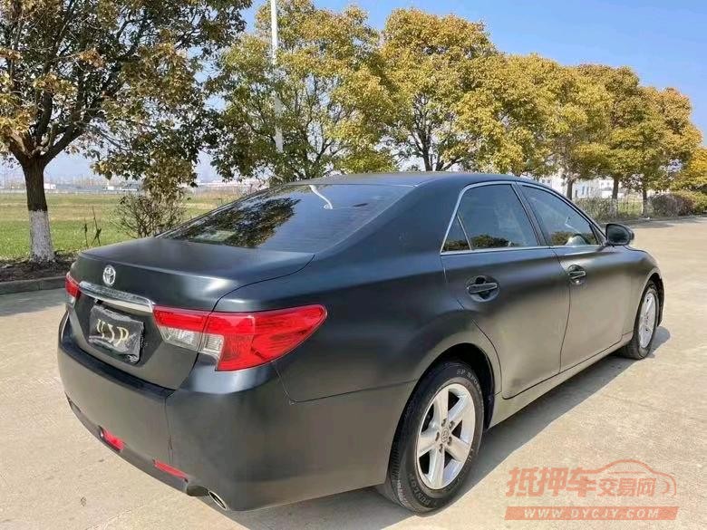 盐城16年丰田锐志9