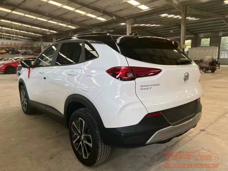 青岛22年别克昂科拉3