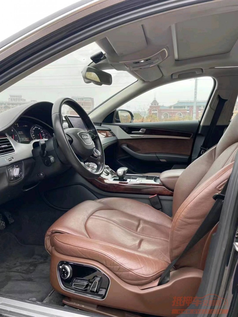 宜昌13年奥迪A8L5
