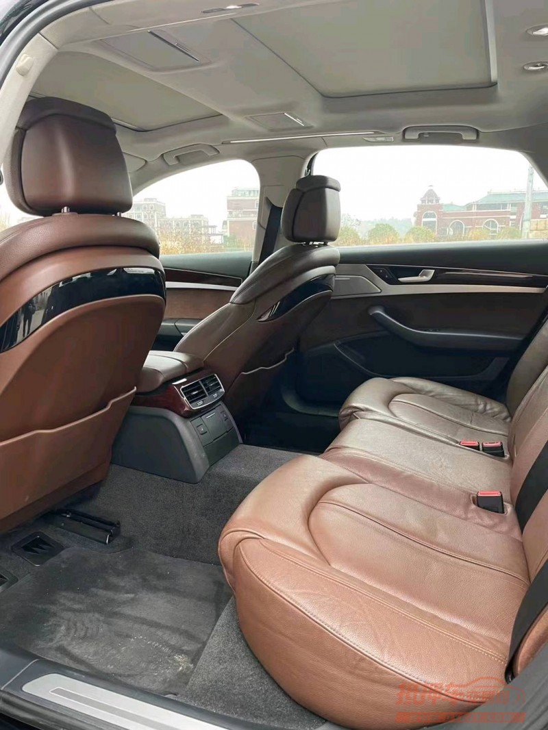 宜昌13年奥迪A8L6