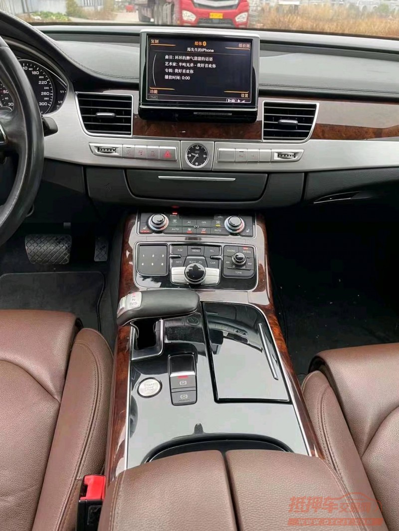 宜昌13年奥迪A8L9