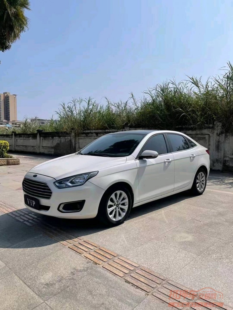 东莞18年福特福睿斯2