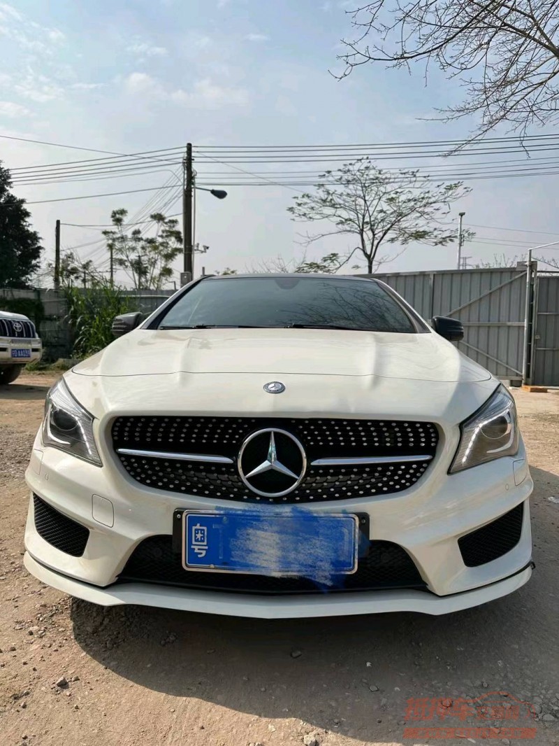 广州16年奔驰CLA1