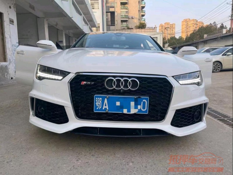 北京16年奥迪A7L9