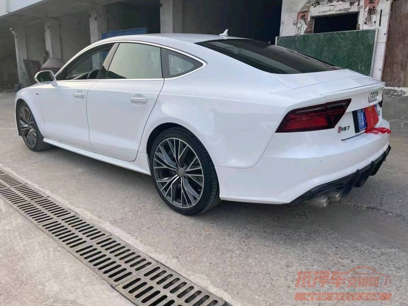 北京16年奥迪A7L3