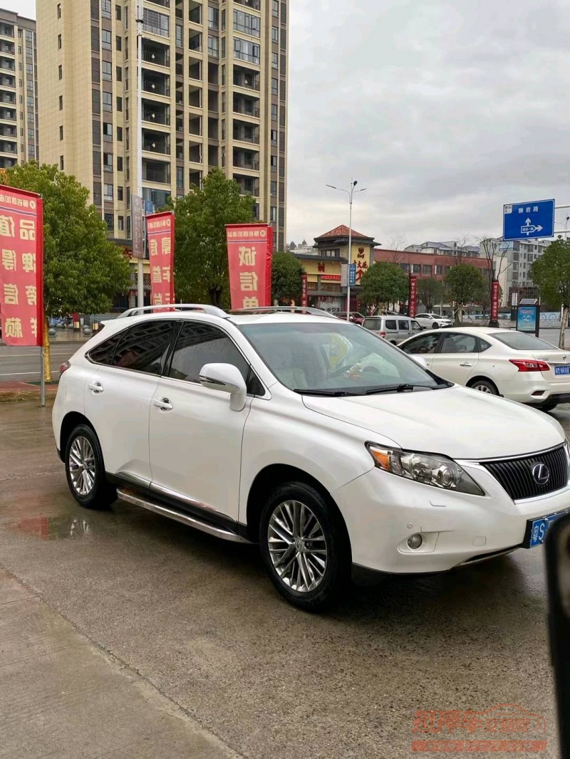 广州12年雷克萨斯RX8
