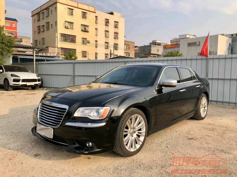 广州13年克莱斯勒300C2