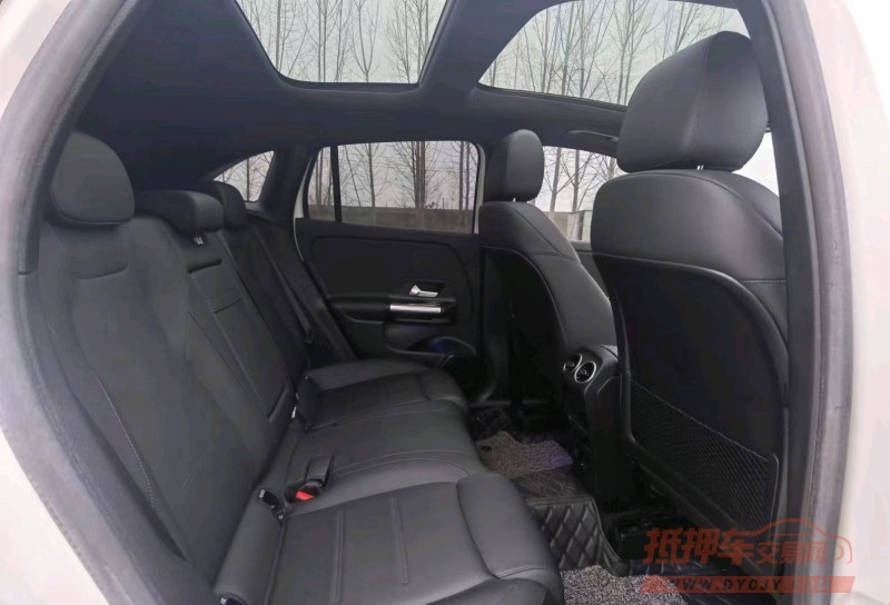 北京21年奔驰GLA2