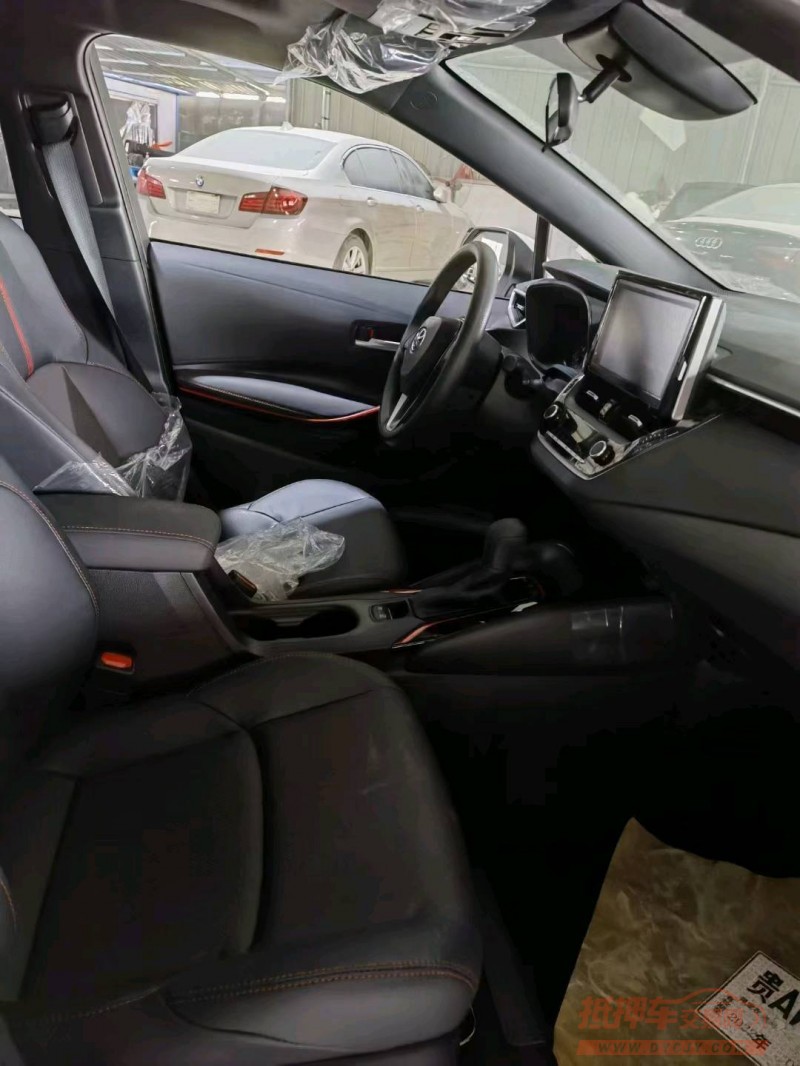 北京22年丰田雷凌3