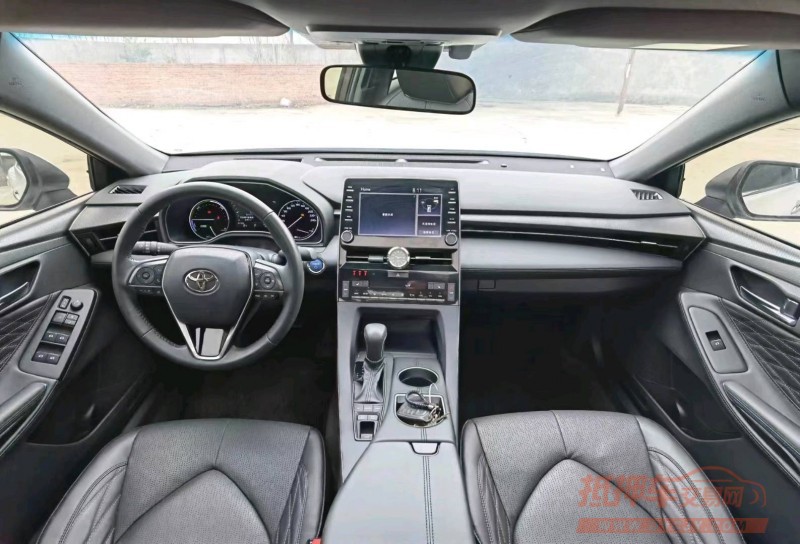 北京21年丰田亚洲龙6