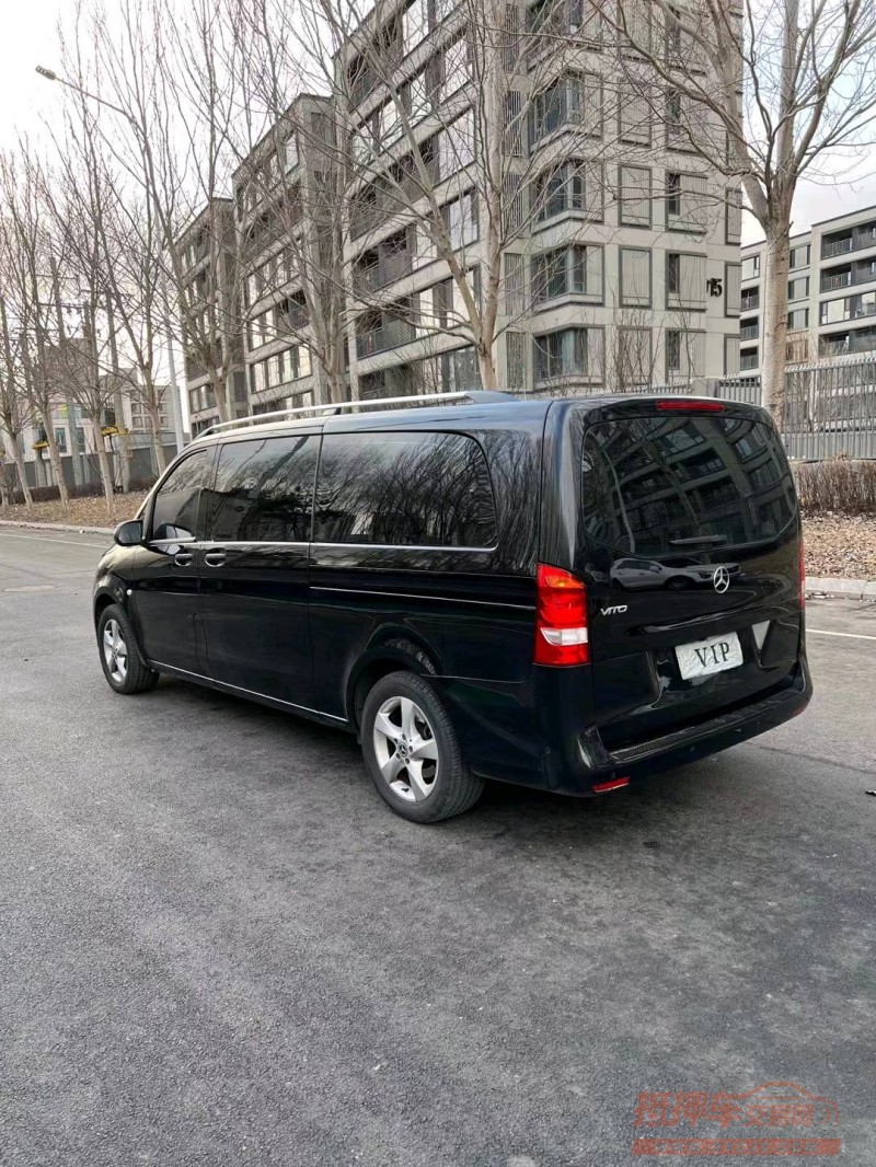 沈阳20年奔驰威霆9