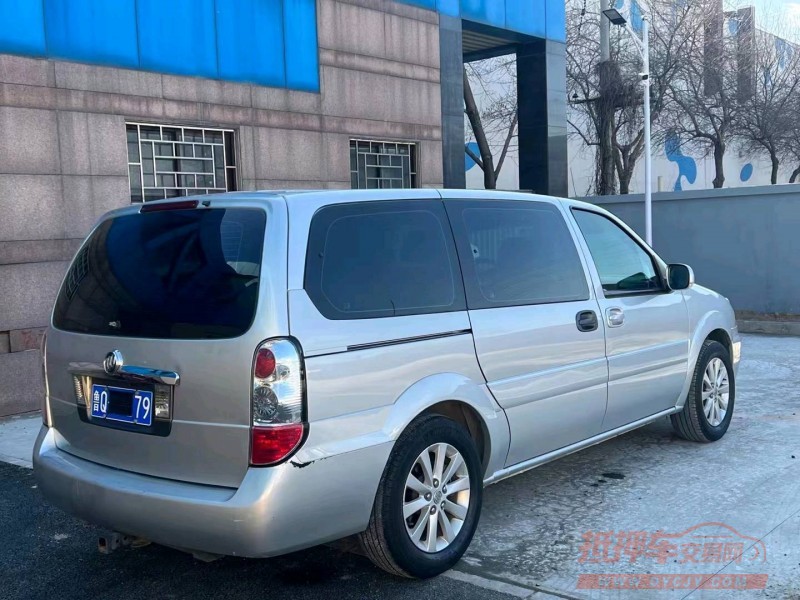 枣庄16年别克GL88