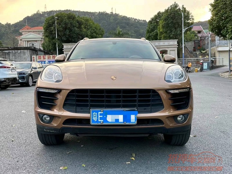 广州15年保时捷Macan1