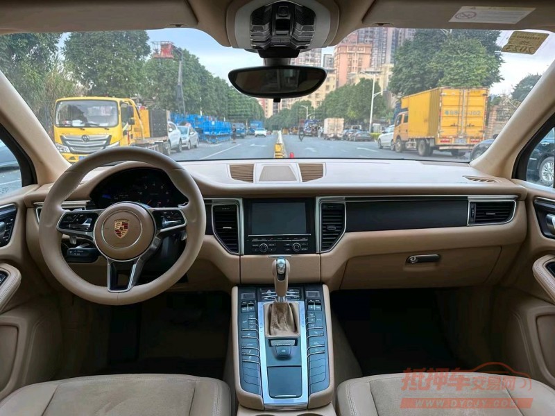 广州15年保时捷Macan6