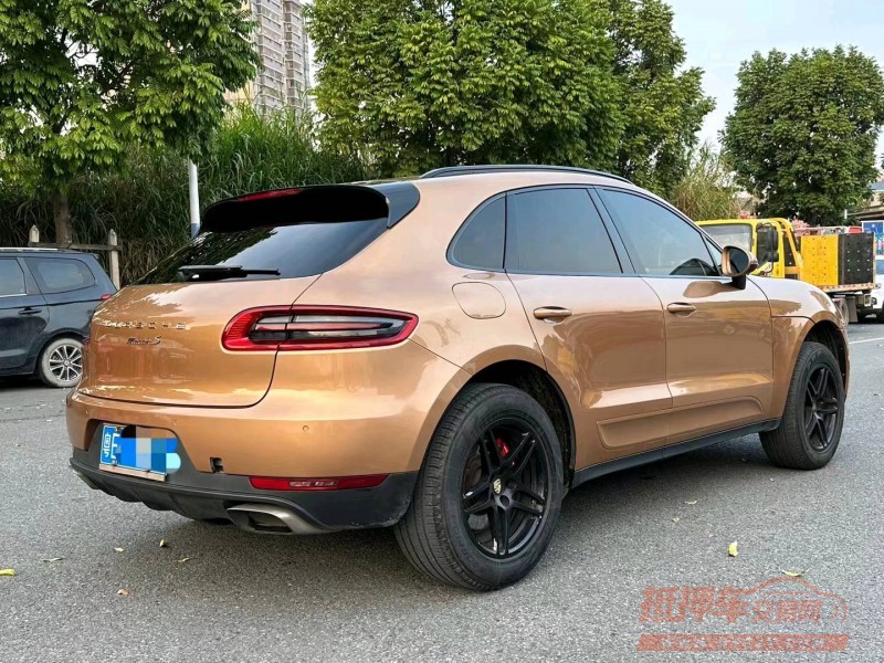 广州15年保时捷Macan7
