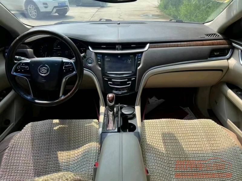 保定13年凯迪拉克XTS4