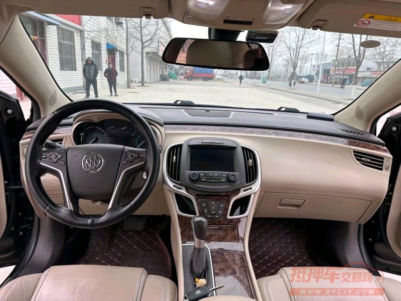 徐州15年别克君越5