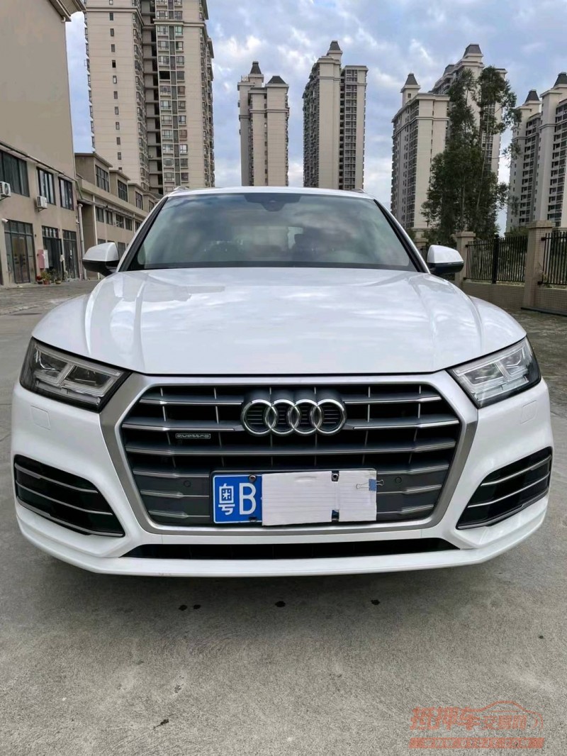 江门19年奥迪Q59