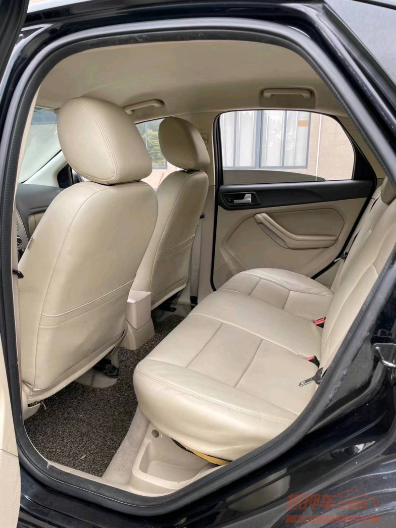 江门14年福特福克斯5