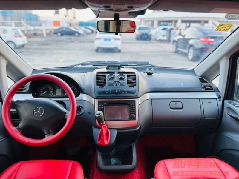 东莞14年奔驰威霆5