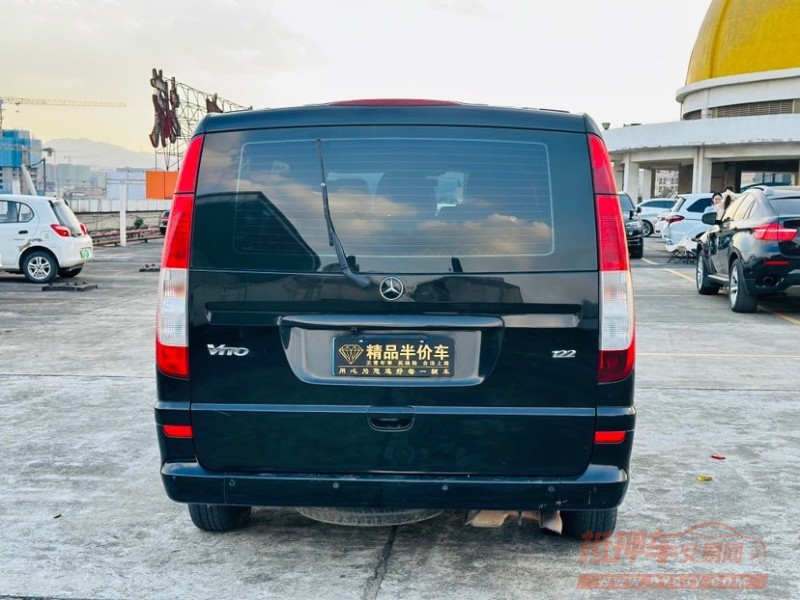 东莞14年奔驰威霆2