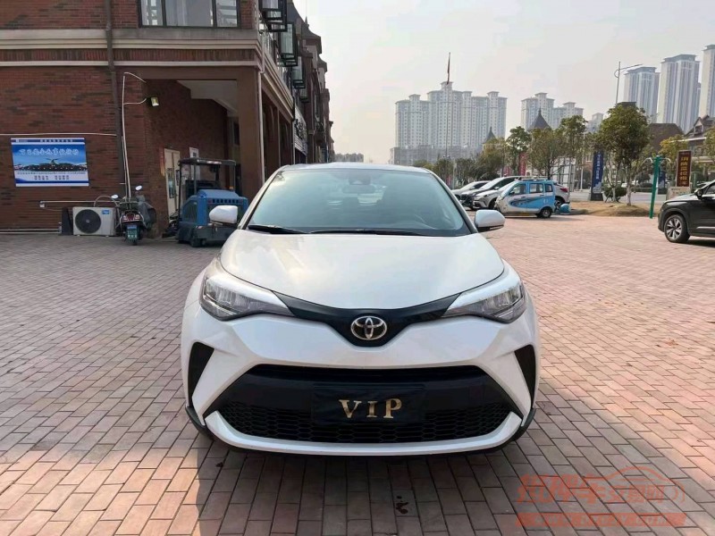 北京22年丰田CHR1