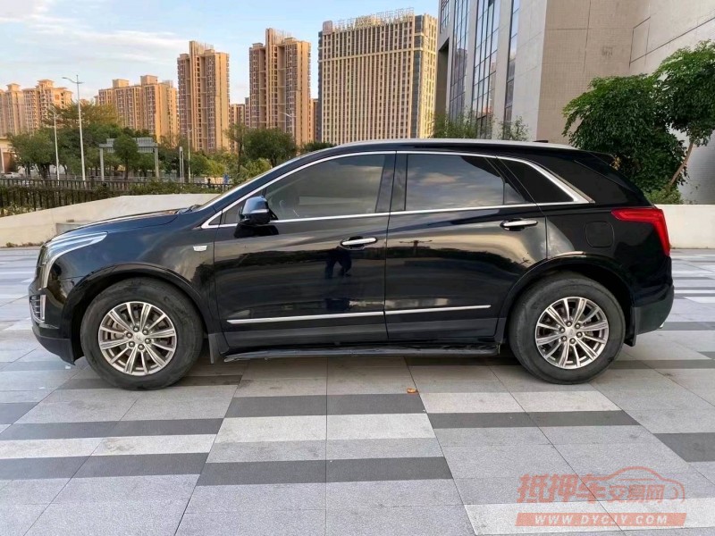 珠海17年凯迪拉克XT53