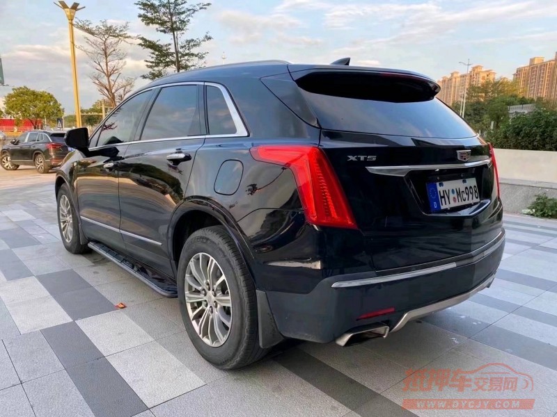 珠海17年凯迪拉克XT56