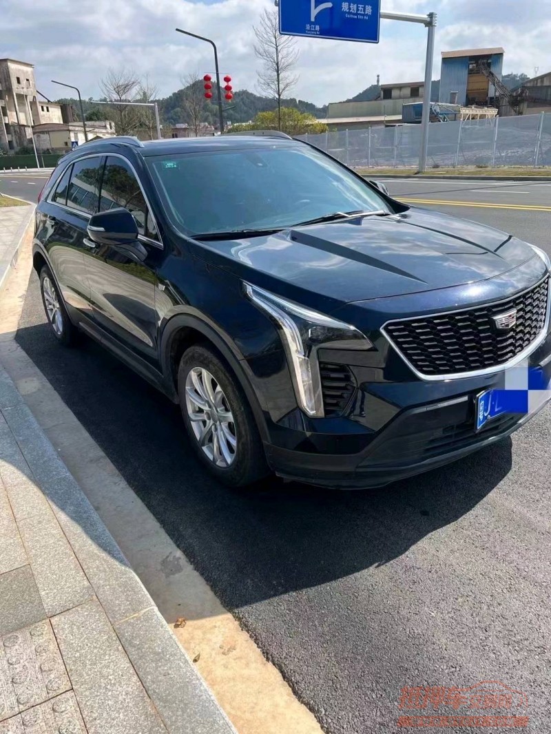 珠海20年凯迪拉克XT42