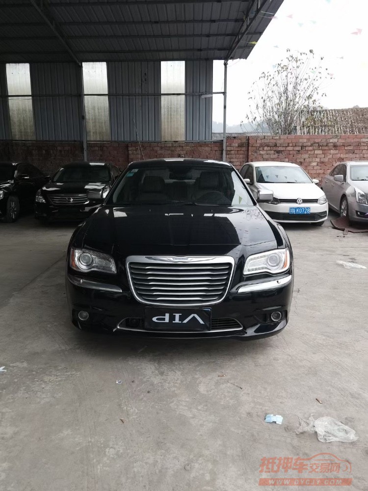 樂山14年克萊斯勒300C6