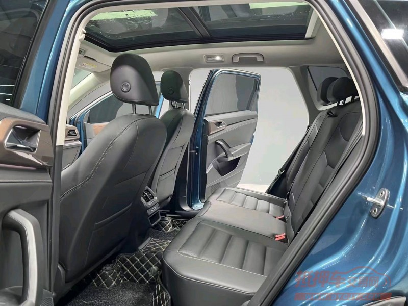 成都18年东风景逸4