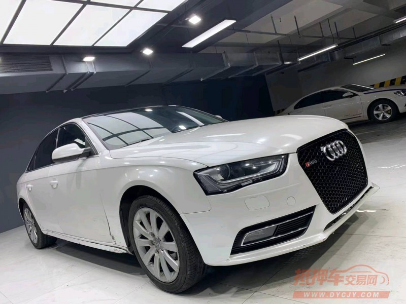 成都13年奥迪A4L3