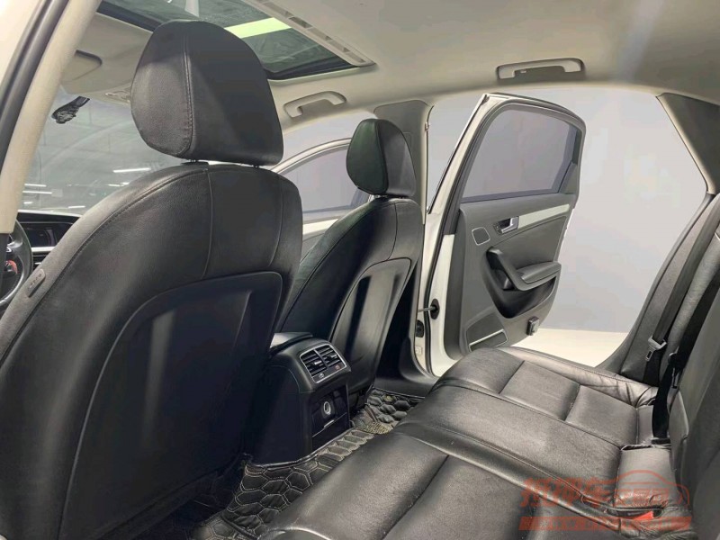 成都13年奥迪A4L4