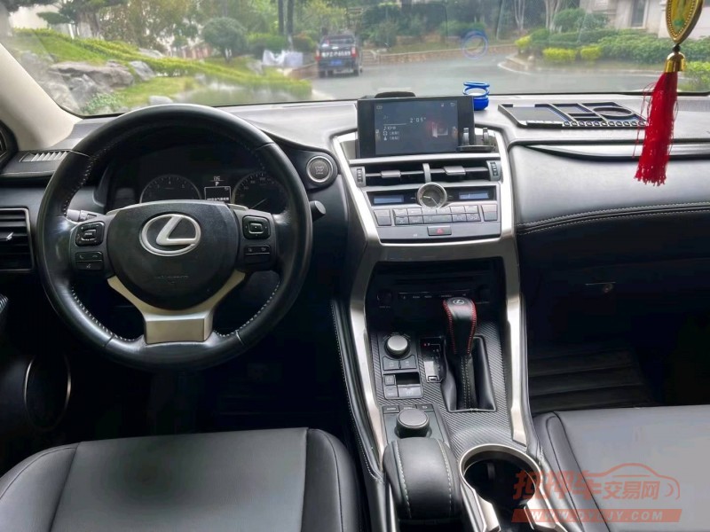 广州15年雷克萨斯NX6