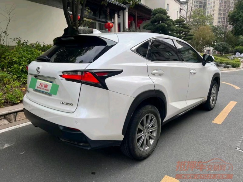广州15年雷克萨斯NX3