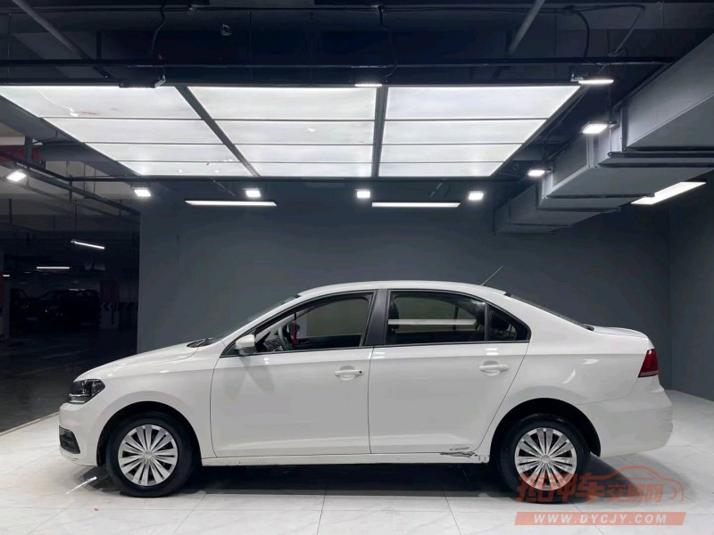 成都18年大众桑塔纳8