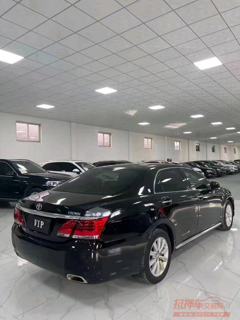 廊坊15年丰田皇冠8