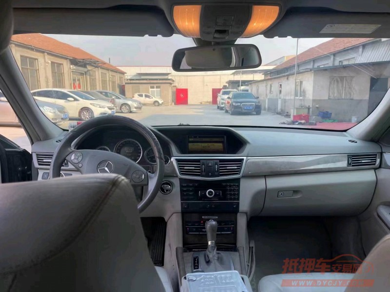 东营10年奔驰E5