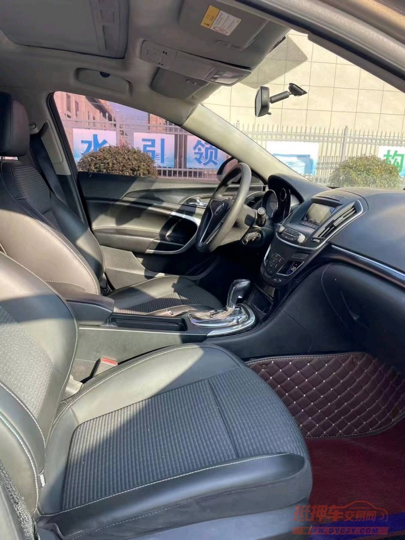 徐州16年别克君威6