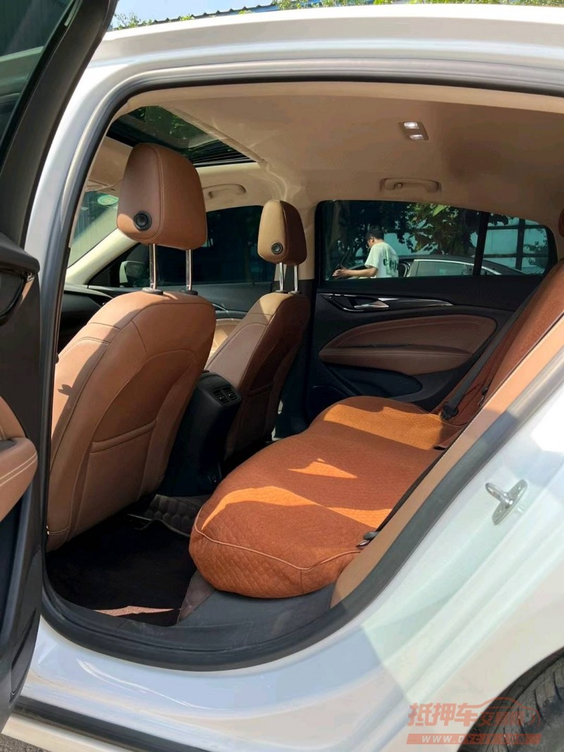 沈阳18年别克君威4