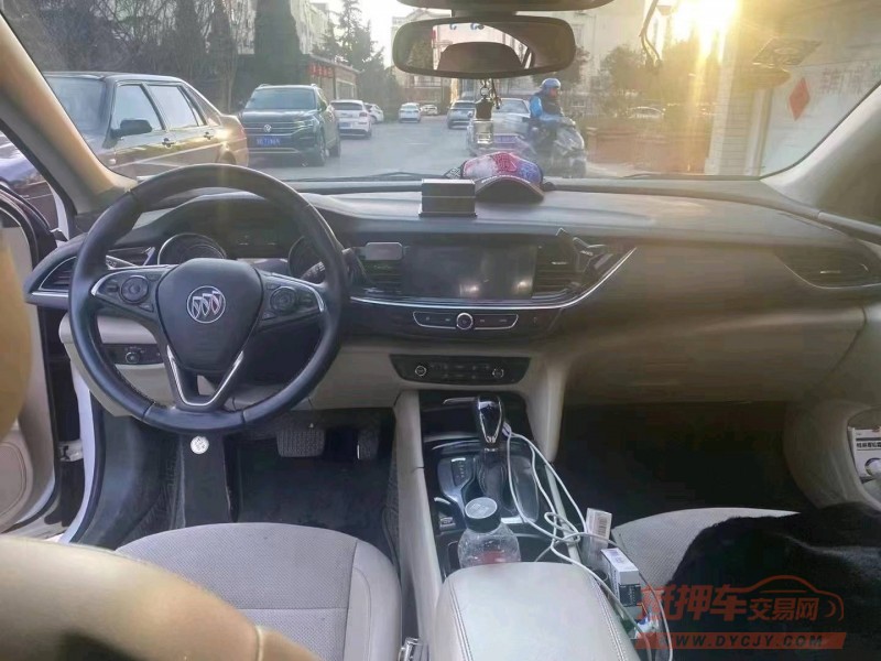 邯郸18年别克君威4