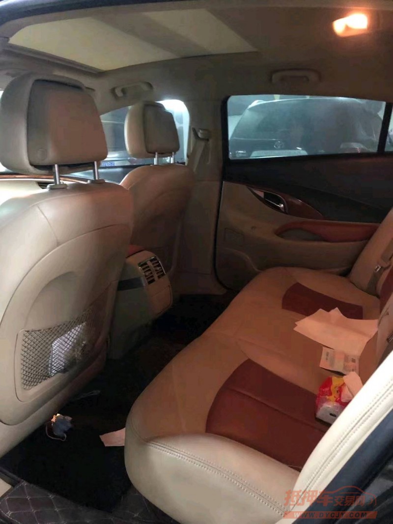 济南12年别克君越2