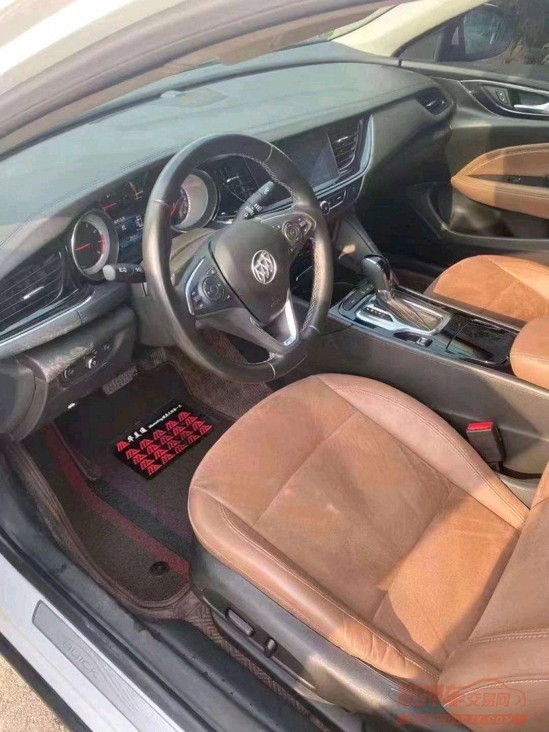 青岛19年别克君威5