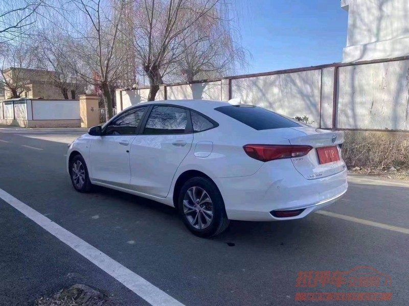 青岛23年别克威朗2