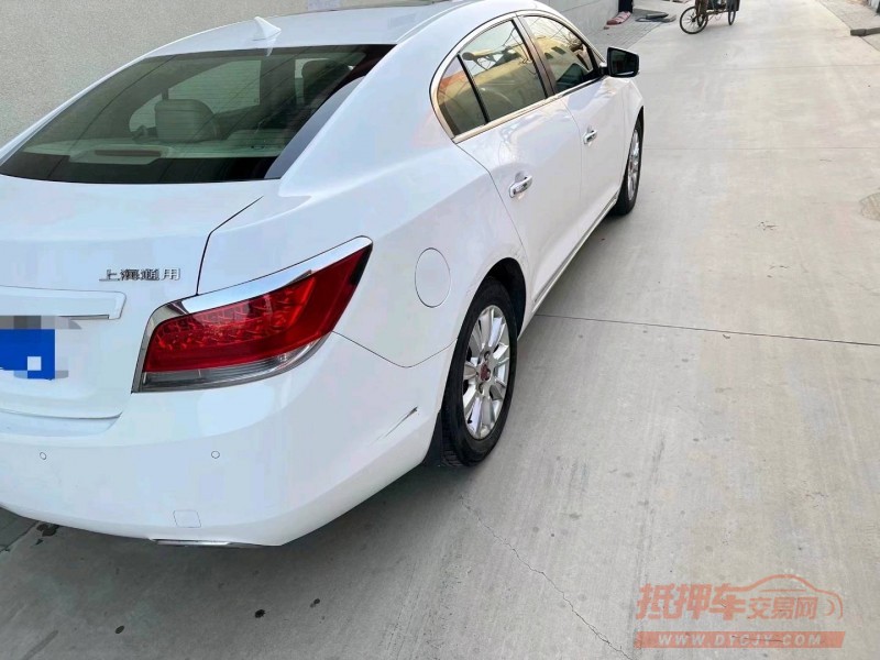 石家庄13年别克君越3