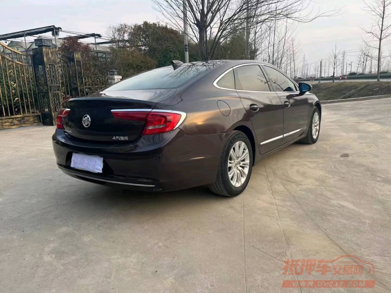 徐州16年别克君越5