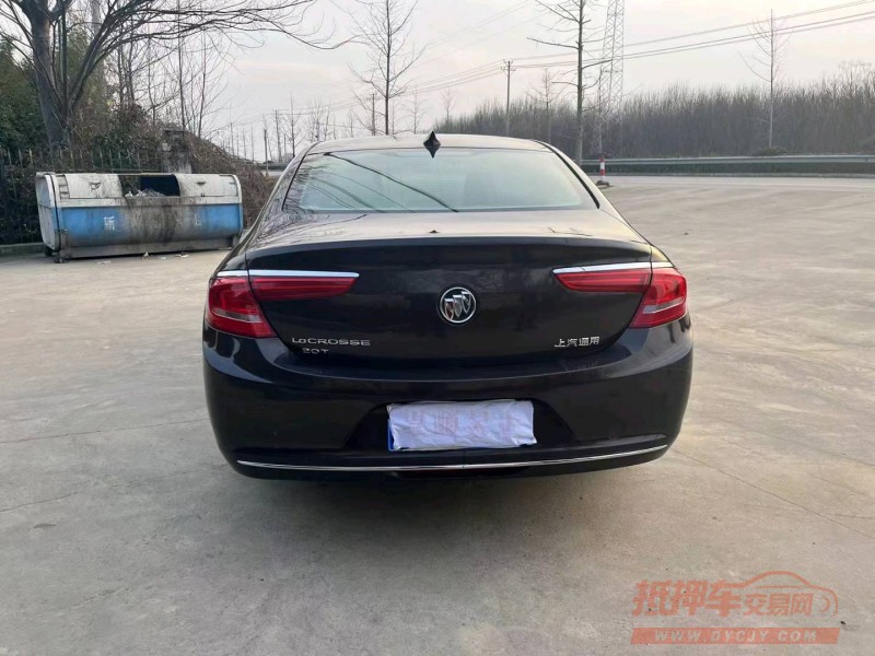 徐州16年别克君越9