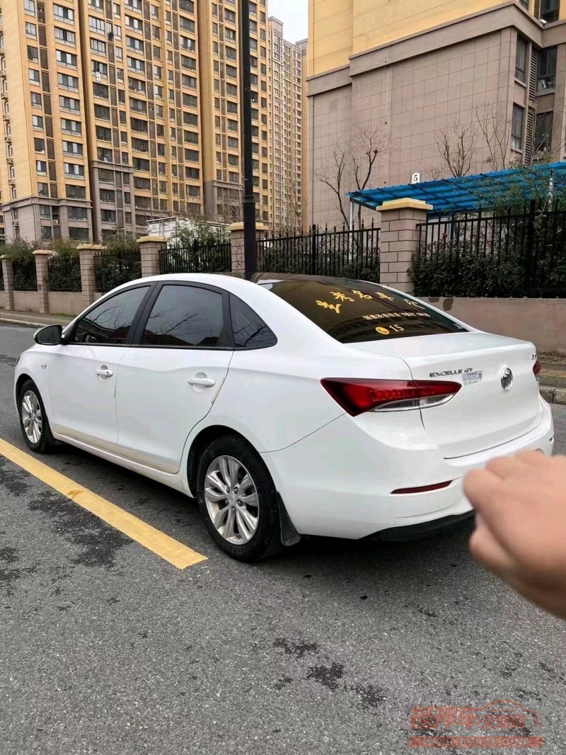 淮南21年别克英朗5