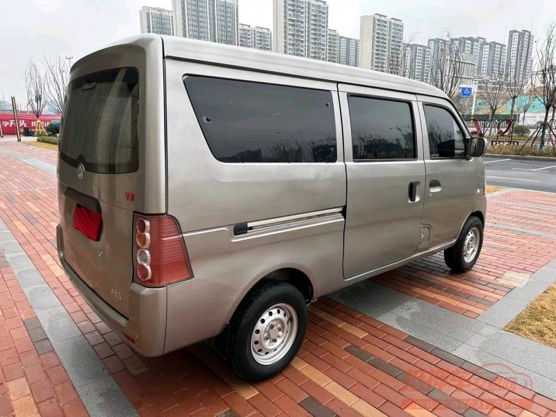 臨沂20年長安汽車悅翔8