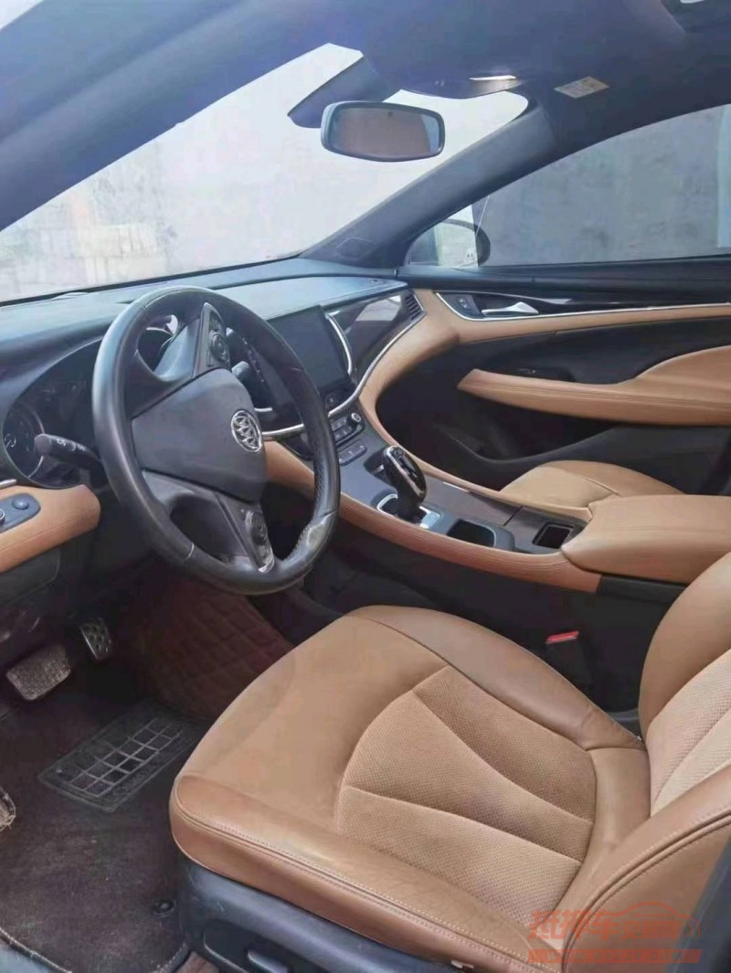 青岛16年别克君越3